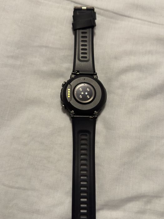 Smart watch YouTube WhatsApp