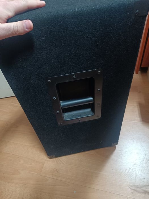 Тонколони 8 Ohms