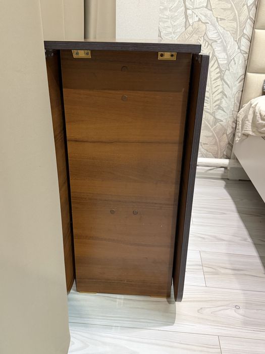 Продам стол книжка 1.7м