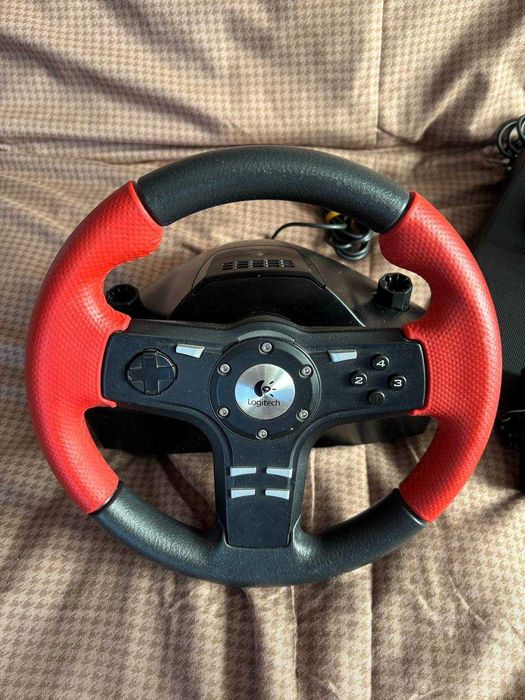 Руль Logitech Formula Force EX с педалями и отдачей (ПК)