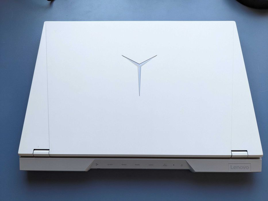 Lenovo Legion 5 Pro - Ryzen 7, 32GB Ram, RTX3050TI