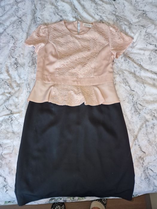 Рокли-дълга,спортна и официална!