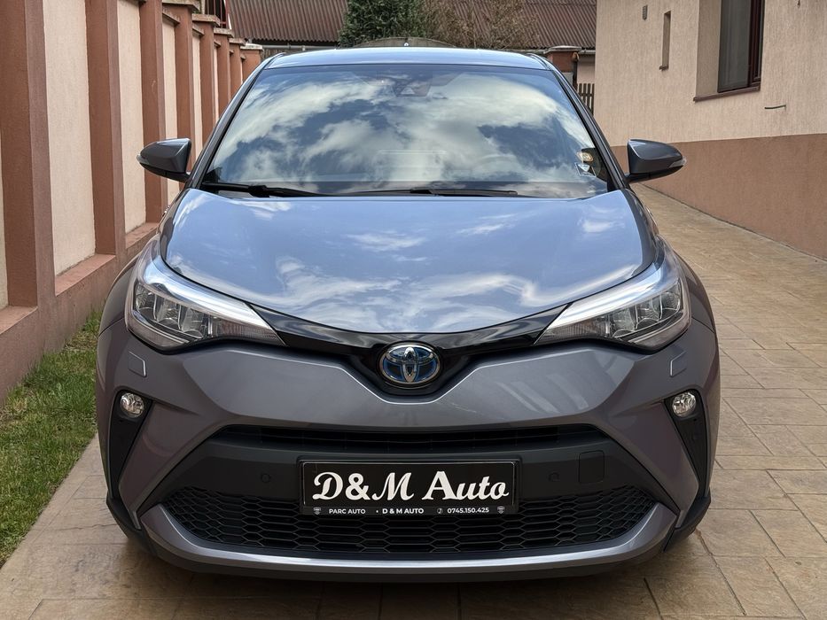 Toyota C-hr HYBRID An: 2020 FACELIFT  -135.000- KM 1.8 Hybrid 122 cp Automat + Roti Iarna