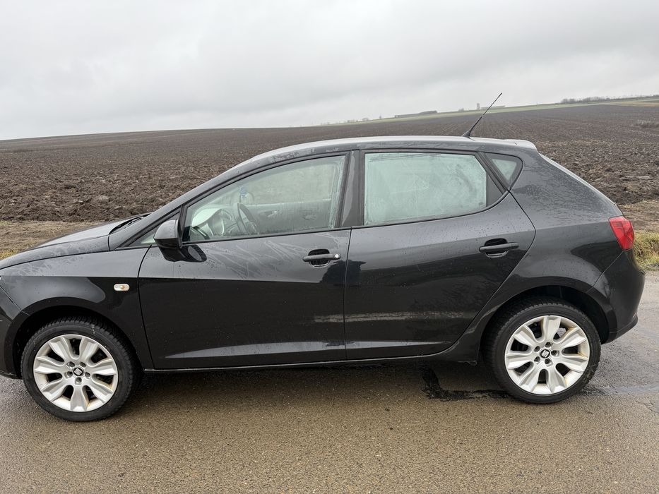 Seat ibiza 2012 motor1400 benzina