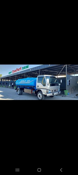 Isuzu aftobusdan yiĝilgan