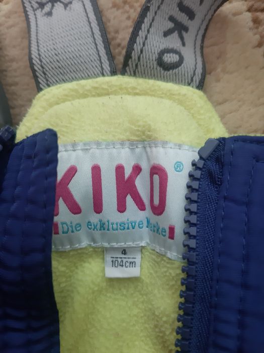 Продам комбинезоны,курточки на девочку