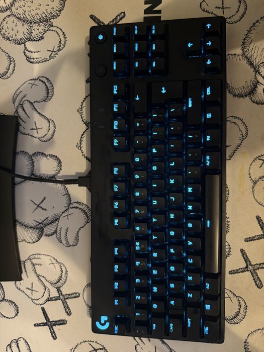 Logitech G Pro клавиатура