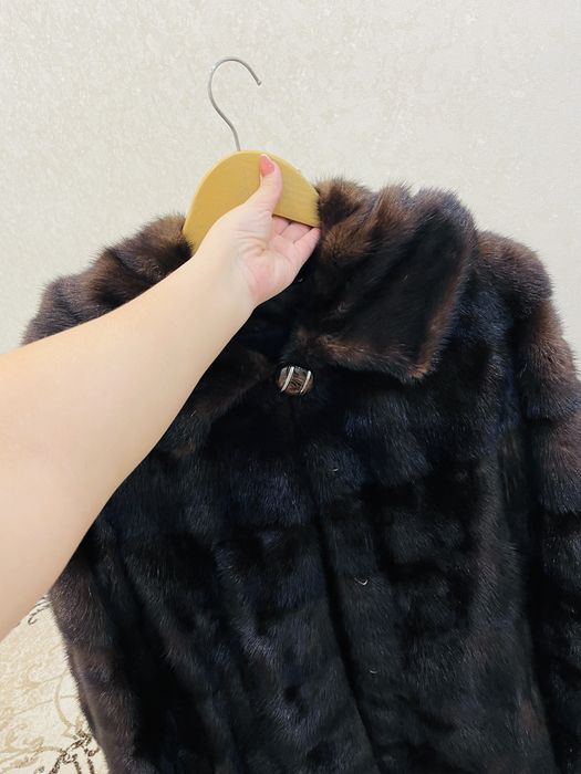 Норковая шуба сатылады!