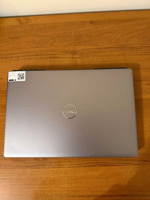 Dell Precision 7560, Xeon W-11855M, 16GB, 512GB SSD, RTX A2000 4GB