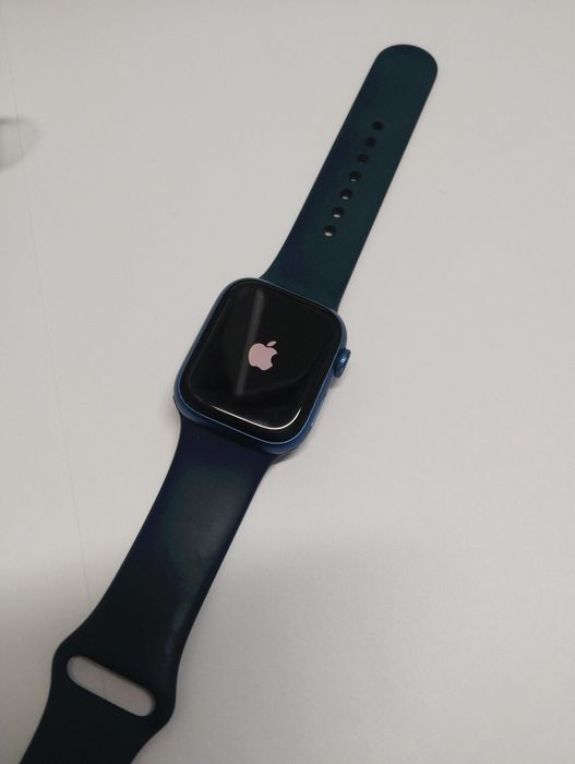 apple watch 7 41mm с наборо ремешков