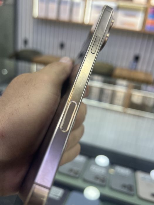 Apple 16 max Desert rang 256: 10 935 000 so’m