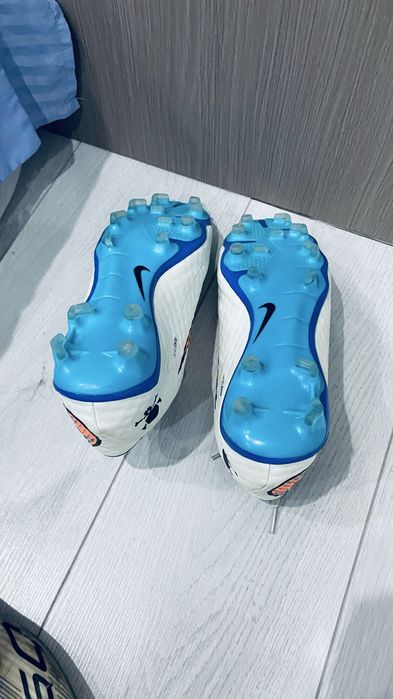 продам Nike Hypervenom Phantom FG оригинал 100% можете проверить