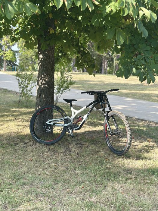 Commencal Supreme V4.3 2021 DH