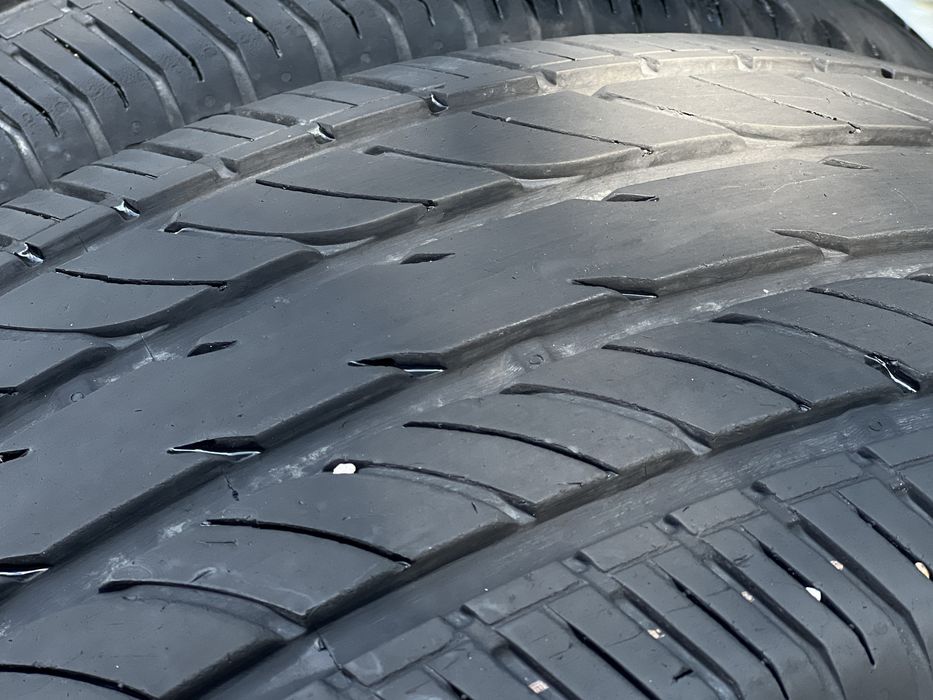 235/45/18 2 броя летни гуми Дот22 6.7мм