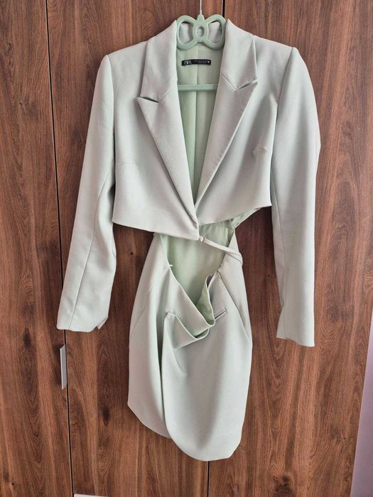 Нова дамска рокля