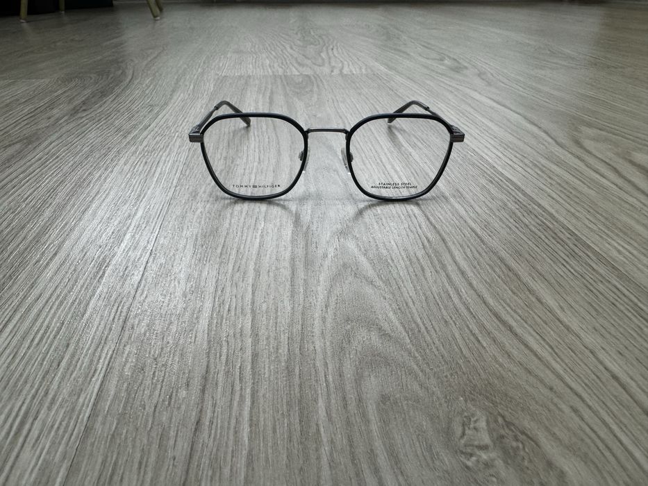 Ochelari de vedere Tommy Hilfiger, Nou