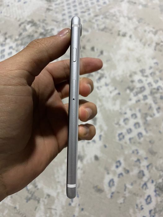 Айфон се 64/75%