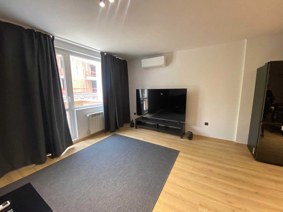 Дава се под наем Двустаен апартамент в София, Медицинска академия - 130 кв.м за 550 € - Снимка #2