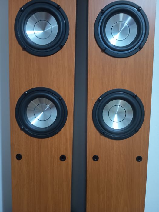 Boxe stereo 2 x 100 W