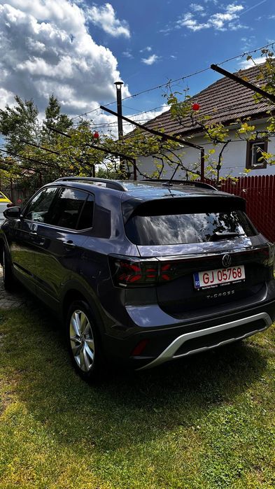 VOLKSWAGEN T-Cross 2025 — imagine 3