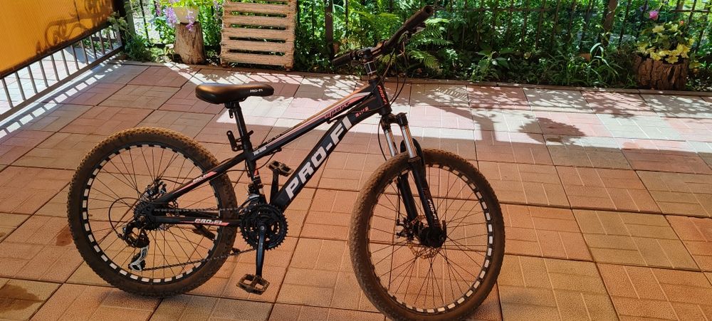 Продам велосипед б/у в хорошем состоянии