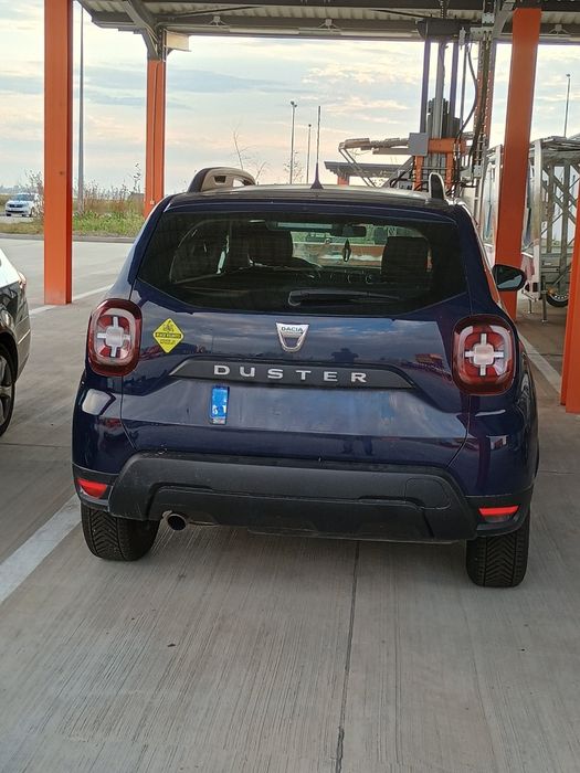 Vând Dacia Duster 2021