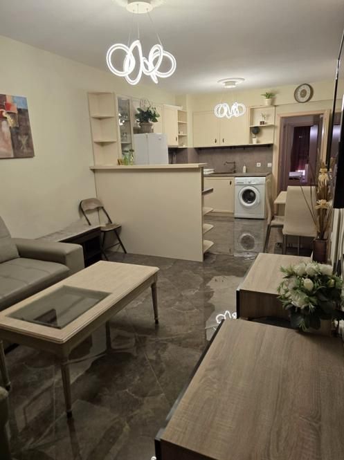 Дава се под наем Двустаен апартамент в Пловдив, Мараша - 70 кв.м за 420 € - Снимка #1