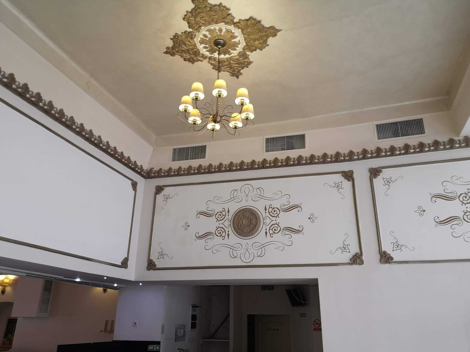 Inchiriez spatiu comercial 300 mp untracentral Aiud