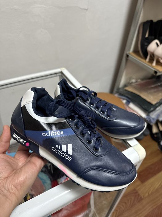 Кроссовки детские, обуви разные