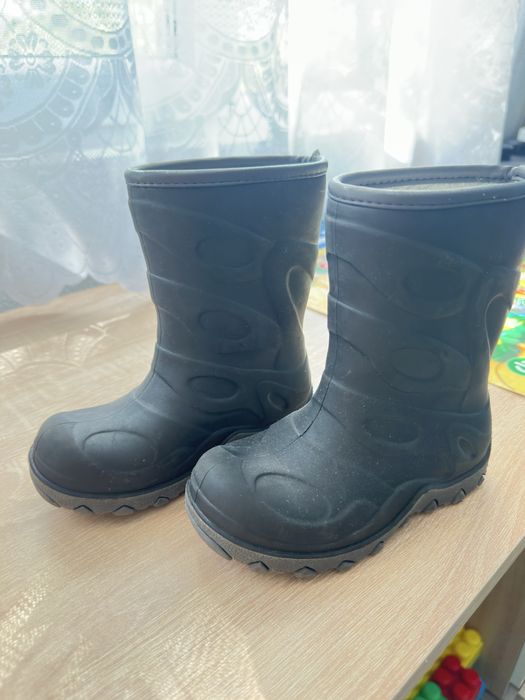 Детски маратонки и сандалети