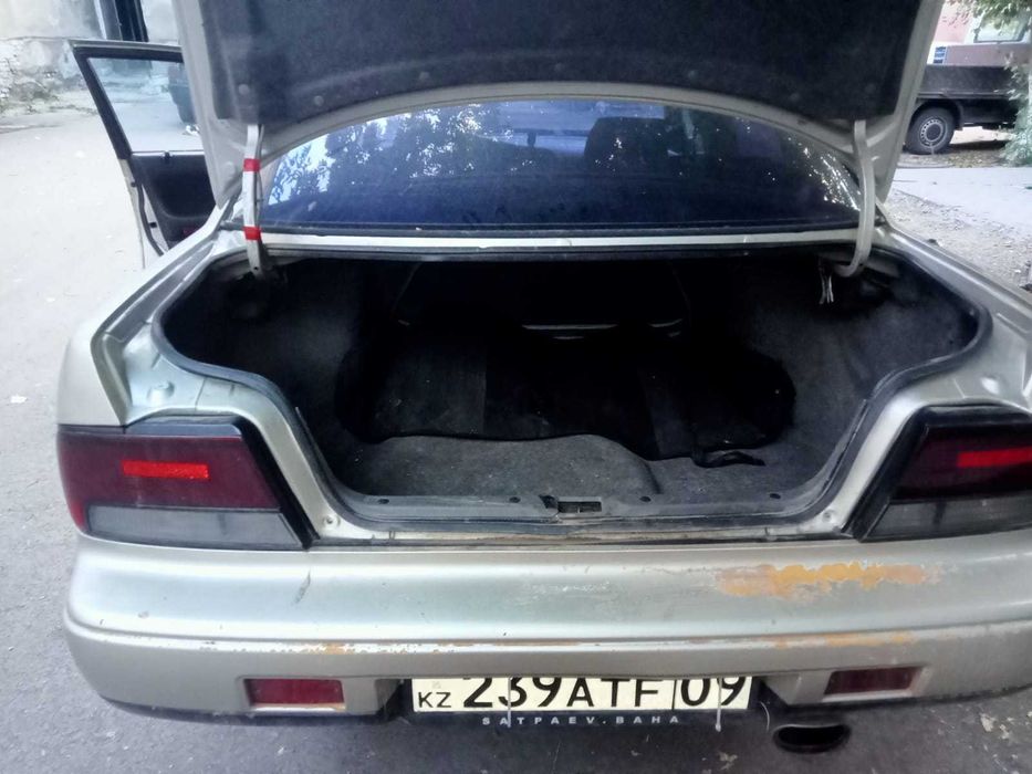 Легковой автомобиль