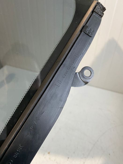 Geam mic dublu stanga spate VOLVO V60 2010-2017