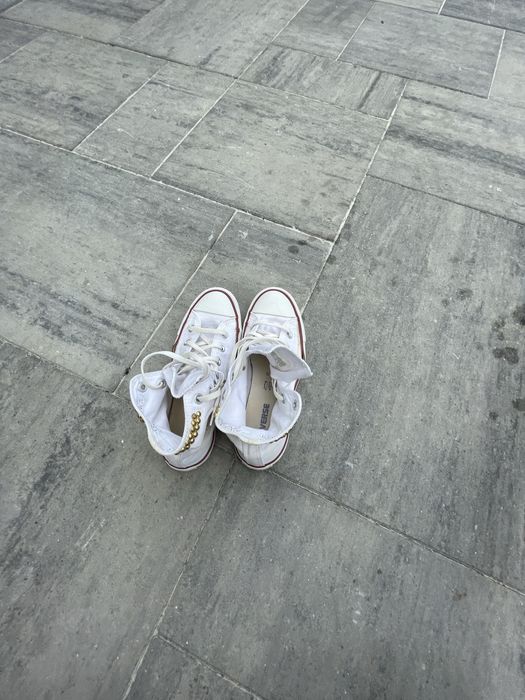 Basceti firma converse