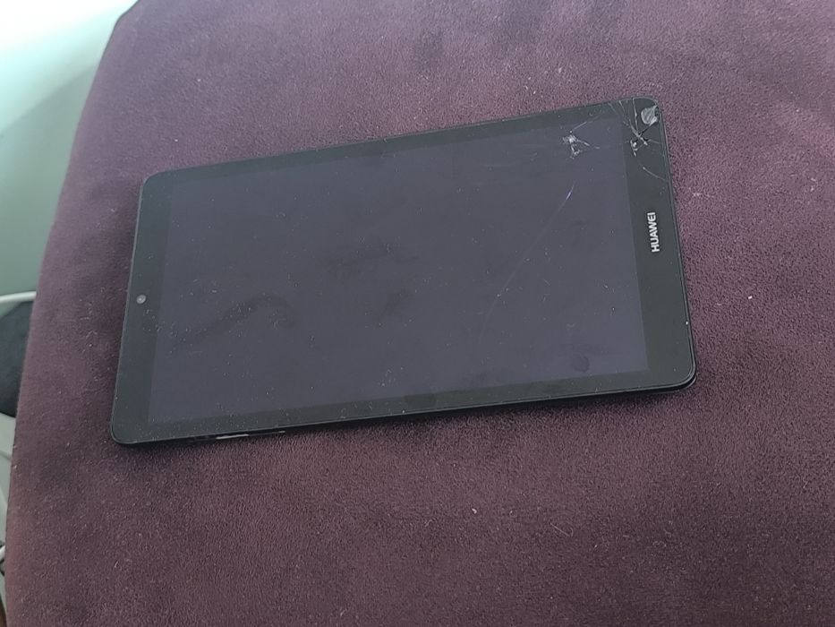 Tableta Huawei BG2-W09