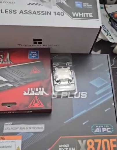 ryzen 7 7800x3d tray negociabil