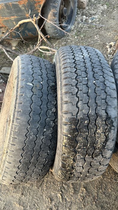 Dunlop 265/70/16 шины 265/65/17  пара 2шт