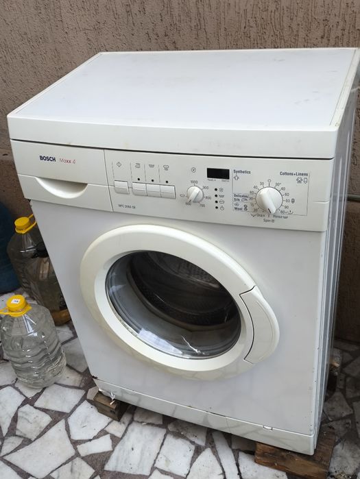 Vând mașină de spălat rufe