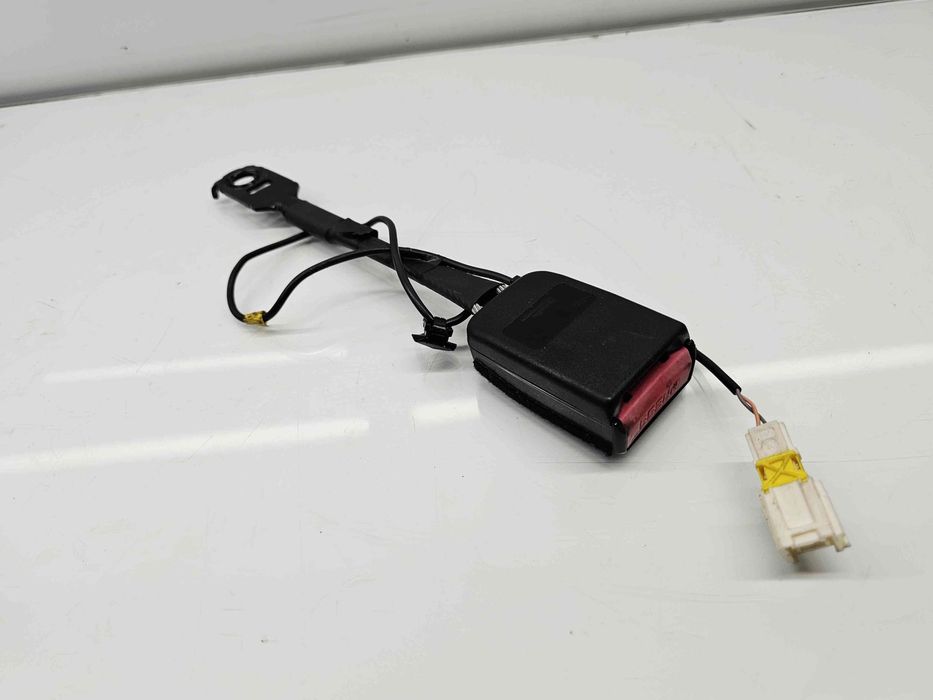 Capsa centura dreapta fata Peugeot 308 [Fabr 2007-2013] OEM