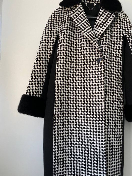 Кашемировое пальто с норкой