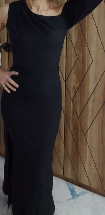 Продам платье женское