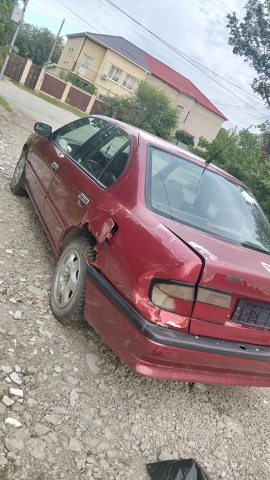 Продам Nissan primera