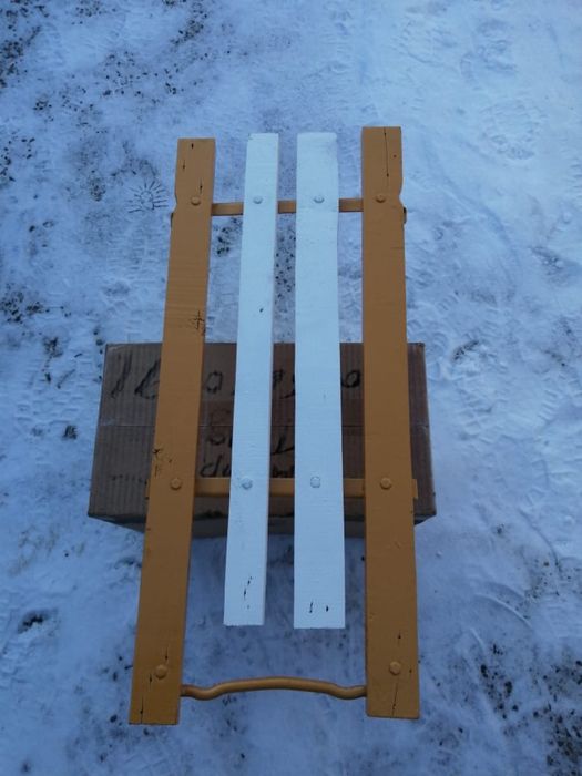 Продам сани в хорошем состояний