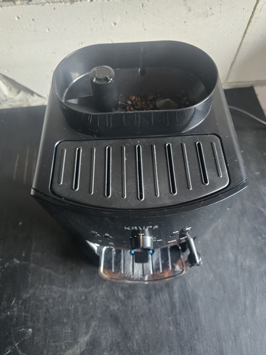 Espressor Krups EA81 pentru piese sau reparat
