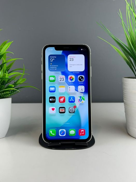 Телефон Apple iPhone 11 128GB