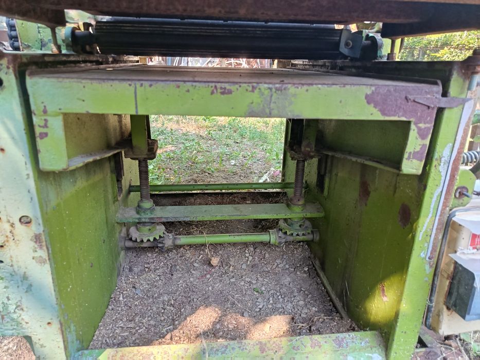 Abriс / Mașină de rindeluit și grosime – lățime 620 mm – 2 motoare 220V
