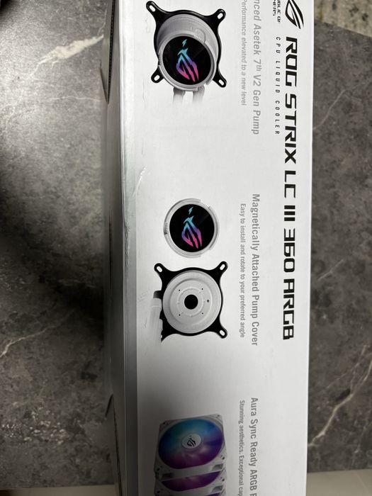 Vand cooler pe lichid asus rog strix