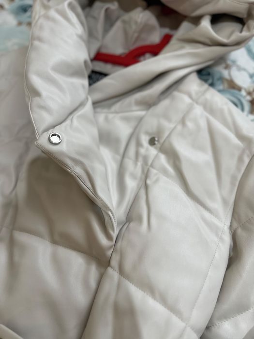 Куртка зимняя белая