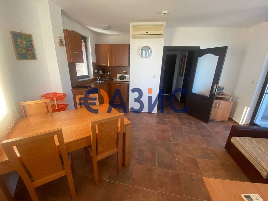 Продава се Двустаен апартамент в с. Кошарица, Област Бургас - 71 кв.м за 464 €/кв.м - Снимка #3