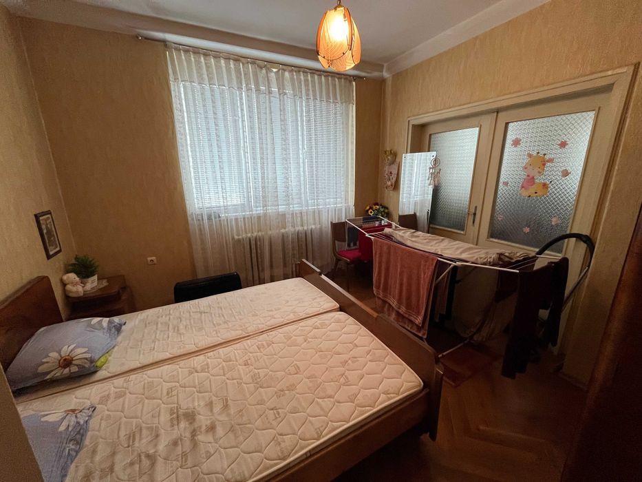 Дава се под наем Двустаен апартамент в Казанлък - 65 кв.м за 219.3 € - Снимка #3