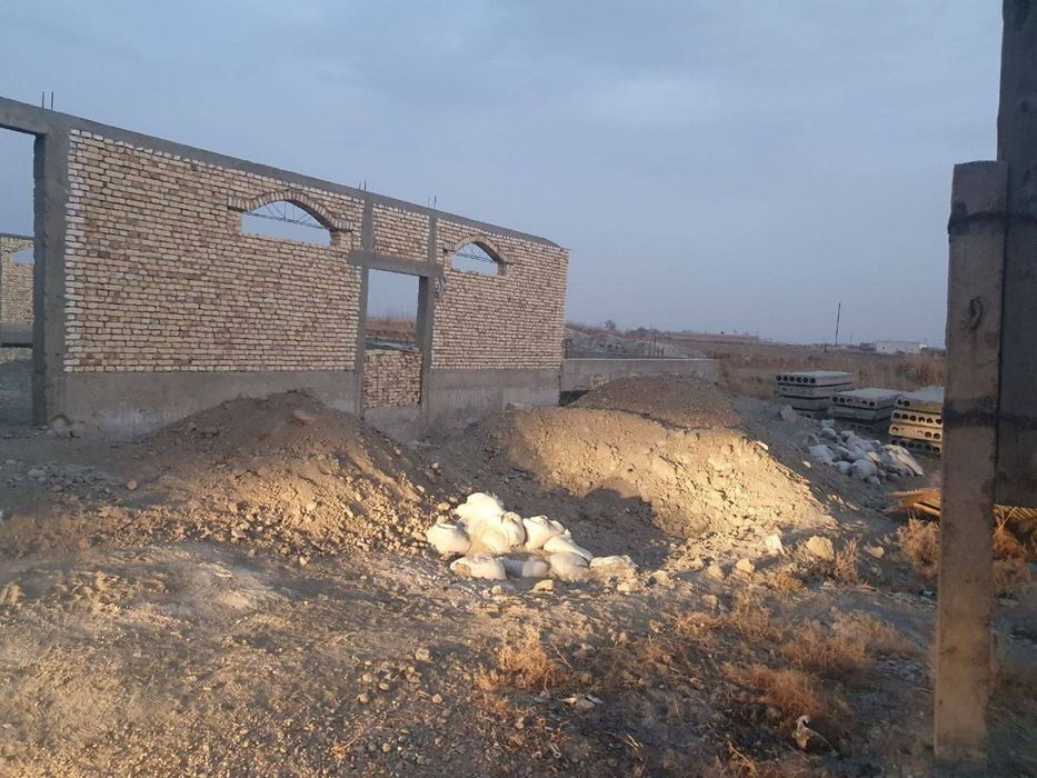 Продам недостроенный участок